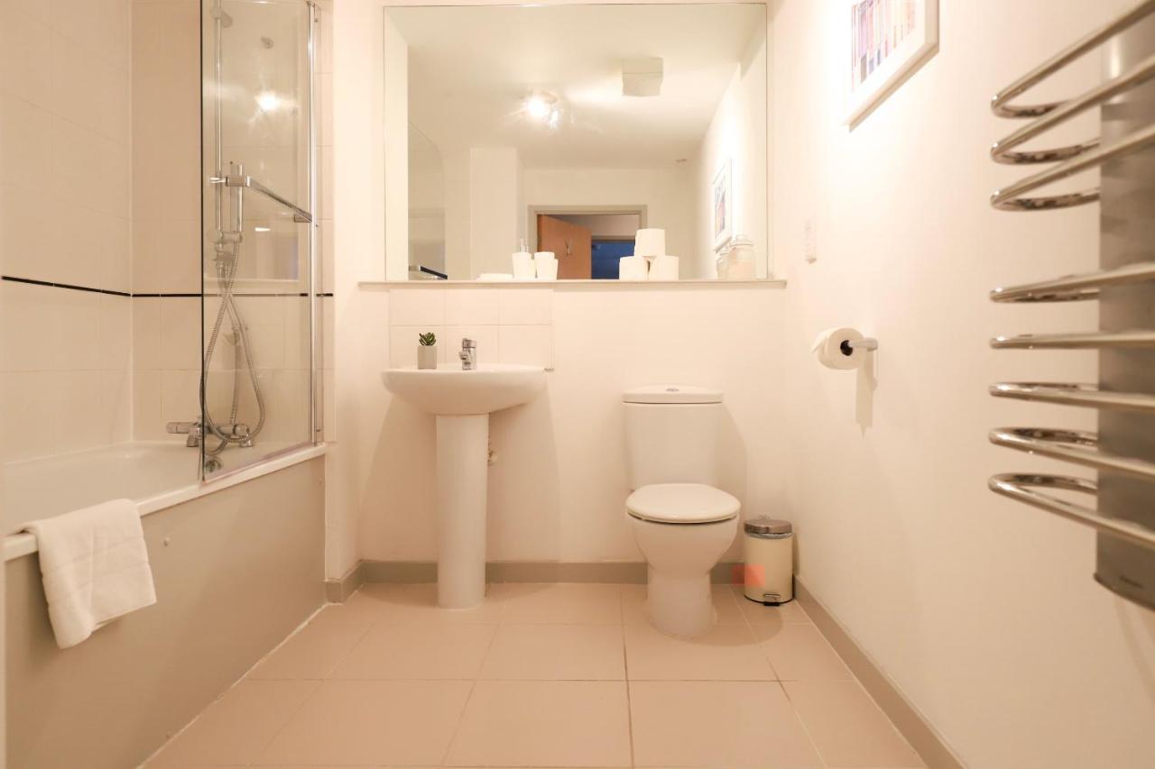 Beautiful 2 Bedroom Property In Borough Londra Exterior foto